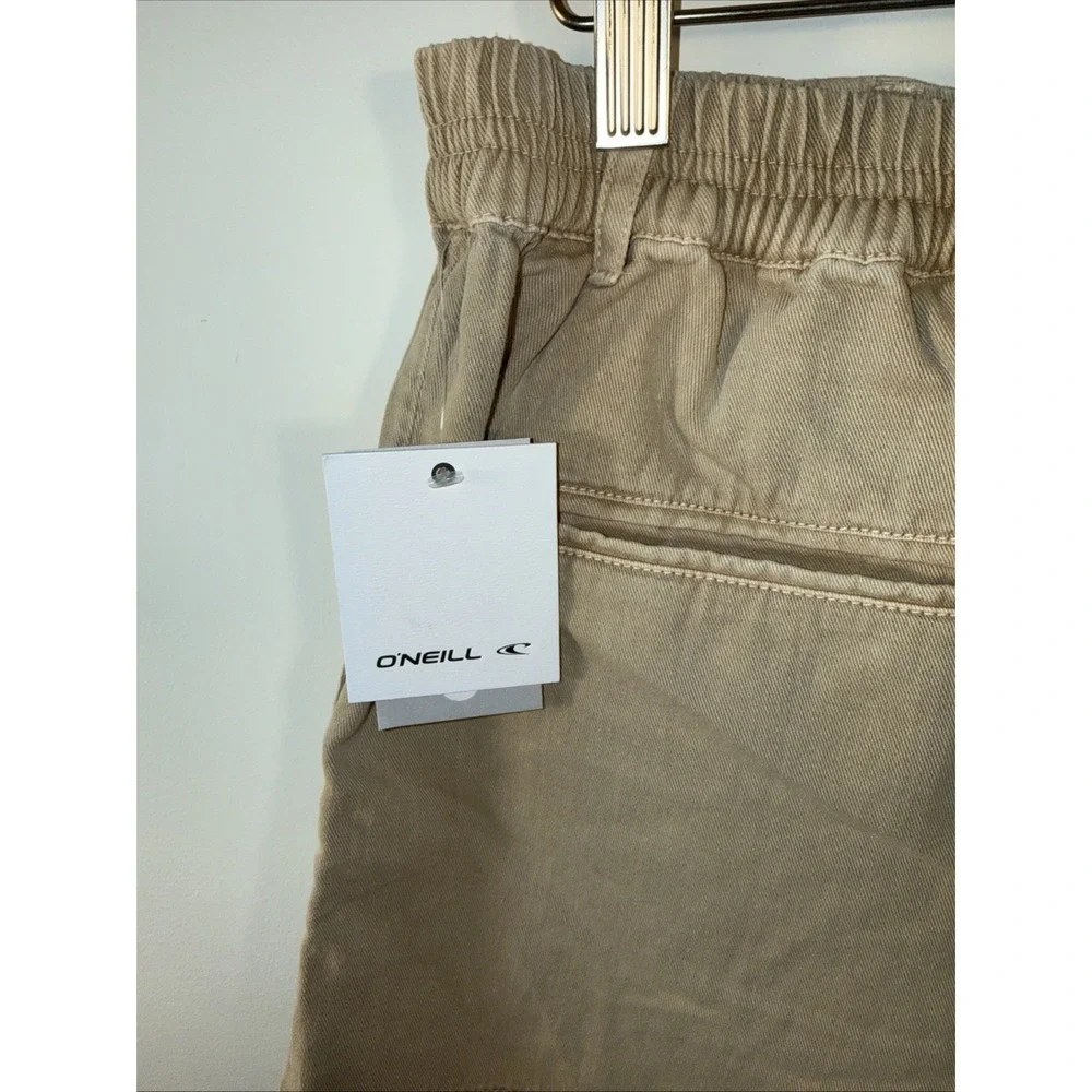 O'Neill Cream colored denim cut off denim Jean shorts women's size L